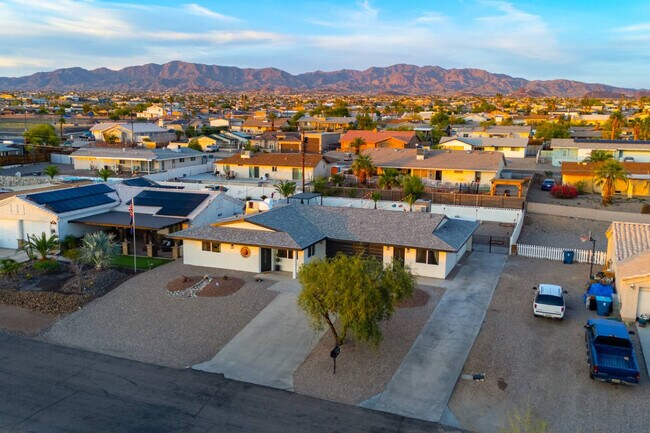 Building Photo - 131 Mescal Loop