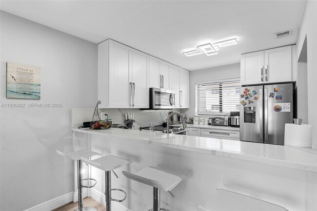 Building Photo - 13408 SW 62nd St