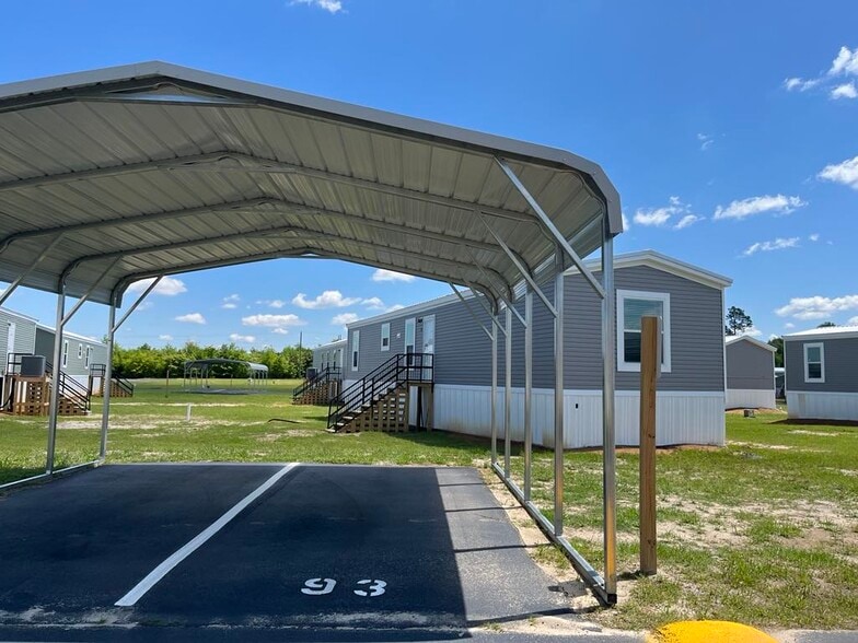 Building Photo - Pearce Point