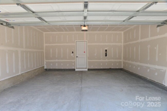 Building Photo - 1764 Evergreen Dr