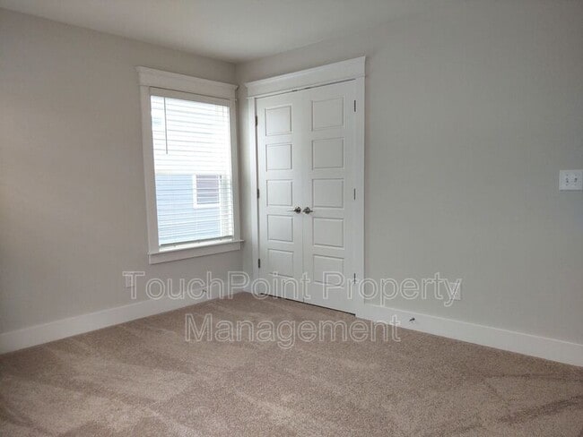 Building Photo - 4013 Belle Landing Rd