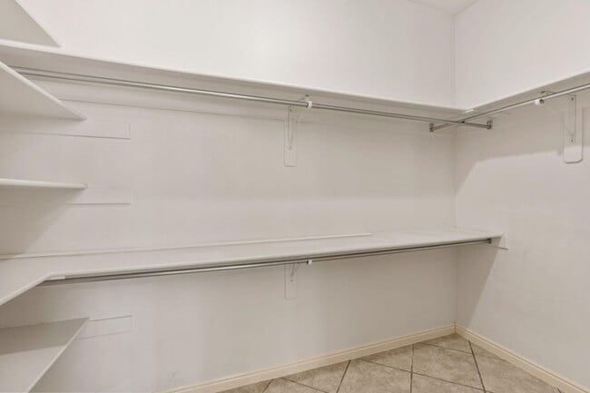 Building Photo - Beautiful 4 Bedroom Single-Level Home