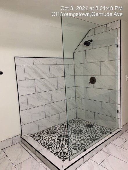 Building Photo - 32 Gertrude Ave