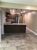 Building Photo - 203 E Dunklin St