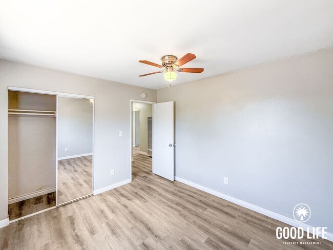Building Photo - SD: 3BD/1BA Home in Lakeside with In-Unit Laundry & Built-In Closets