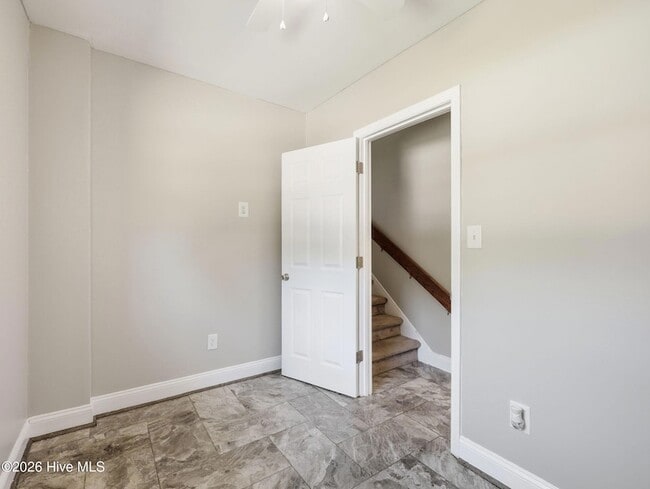 Building Photo - 109 Stillbrook Ct