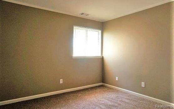 Building Photo - 34633 Clarkson Dr E