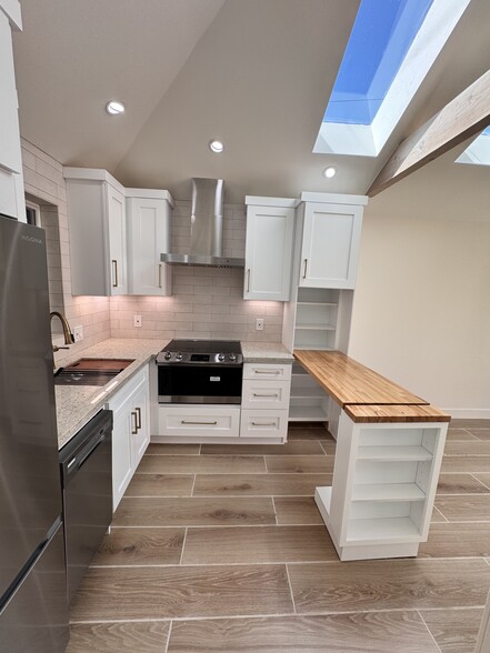 Retractable additional counter space or work space - 7364 W 83rd St