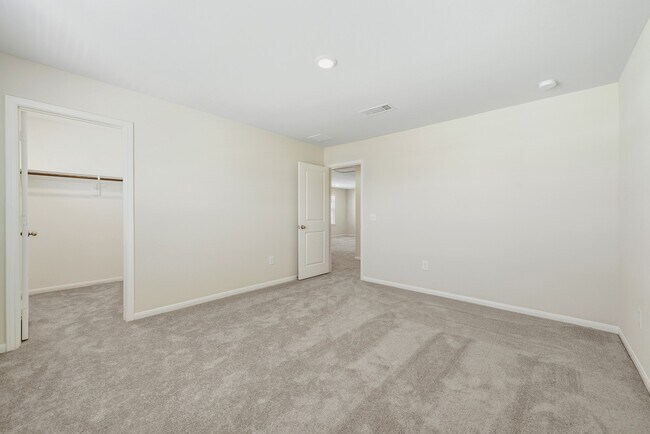 Building Photo - 11751 Armadale Dr