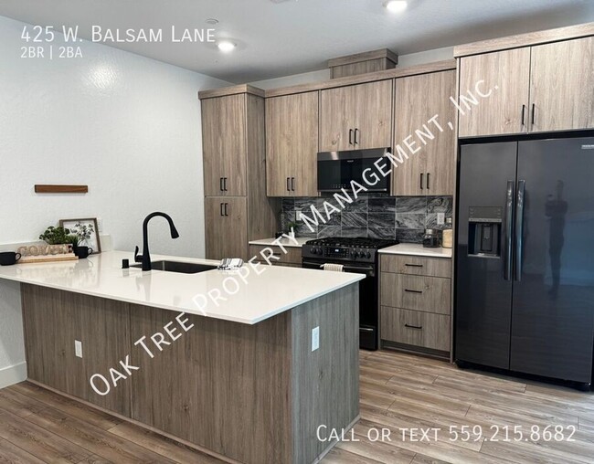 Building Photo - 425 W Balsam Ln