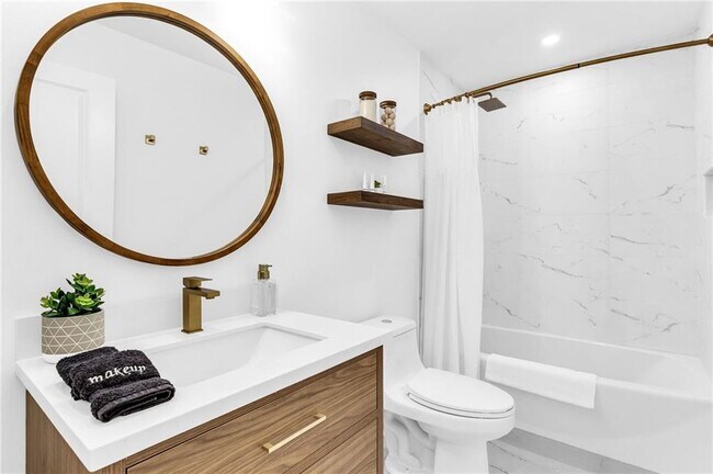 Building Photo - 3882 The Ascent NE