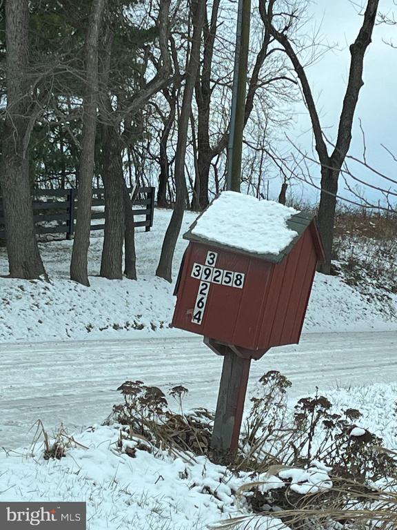 Building Photo - 39258 Old Wheatland Rd