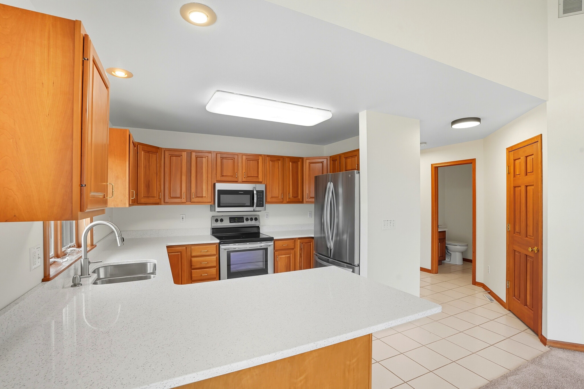 Building Photo - 10 Redtail Ct