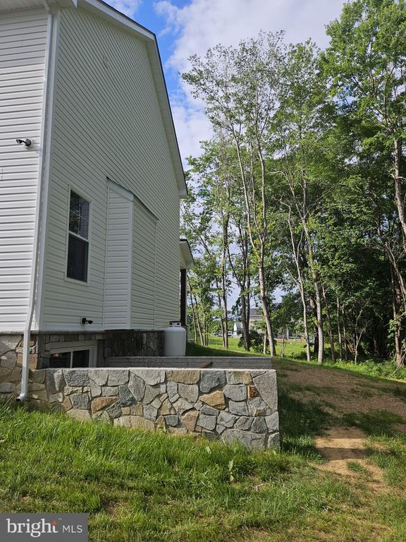 Building Photo - 4825 Stonefield Ln