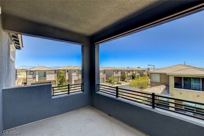 Building Photo - 4124 Elegant Chateau St