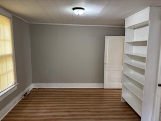 Building Photo - 217 Dotson St