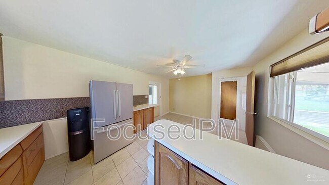 Building Photo - 4030 S Fox St