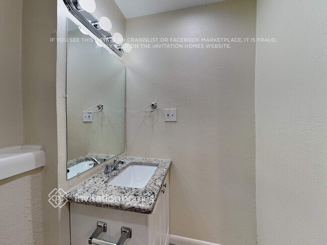 Building Photo - 11705 Adams St