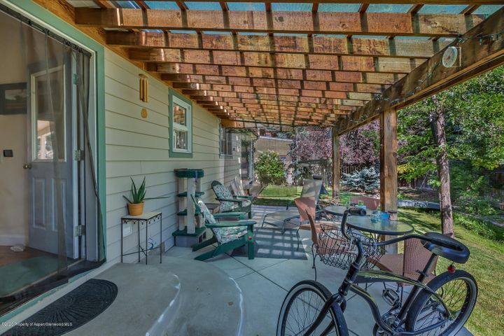 Building Photo - 1359 Wald Dr