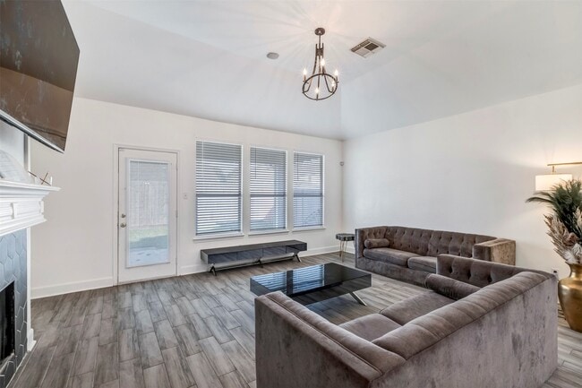Building Photo - 22406 Miramar Crest Dr