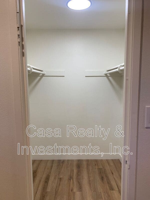 Building Photo - 3371 E Andy St