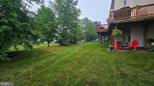 Building Photo - 213 Windsor Ct