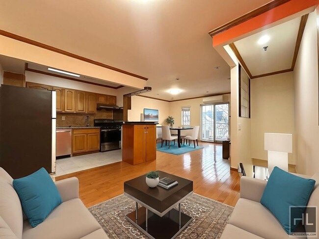 Building Photo - 1461-1470 70th St