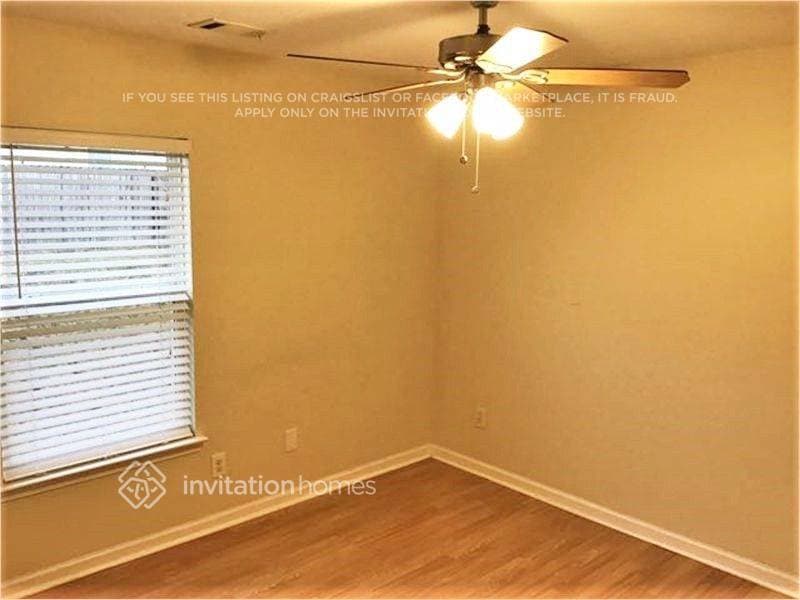 Building Photo - 452 Leaflet Ives Trail