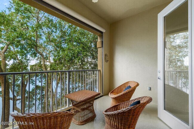 Building Photo - 4300 S Beach Pkwy