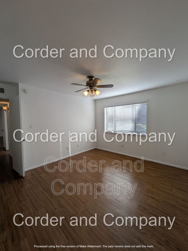 Building Photo - 6065 McKinney Dr NE