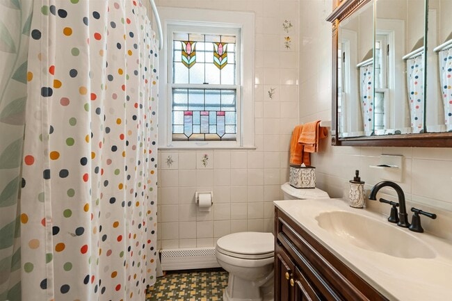 Building Photo - 1041 Stonewall Ln