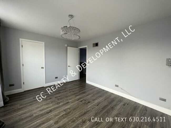 Building Photo - ***HIGHPOINT COMMUNITY / GORGEOUS UPDATED ...