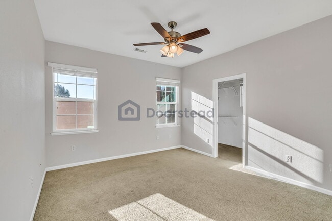 Building Photo - 2743 Lavender Ter