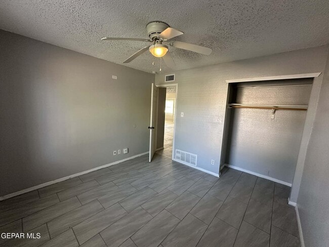 Building Photo - 11364 Crater Lake Ave