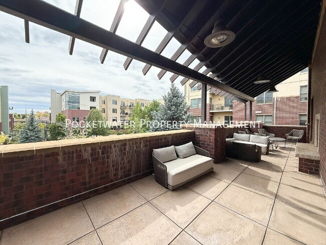 Building Photo - 3601 Arapahoe Ave