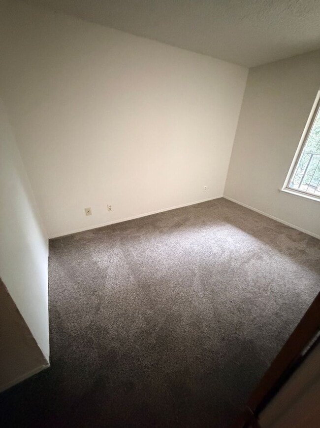 Building Photo - 1200 S Riordan Ranch St