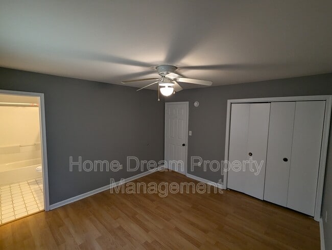 Building Photo - 11605 Rutherford Dr