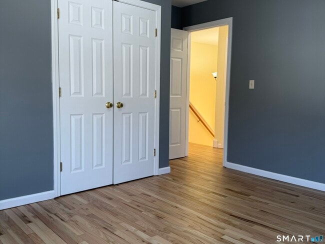 Building Photo - 765 Hart St