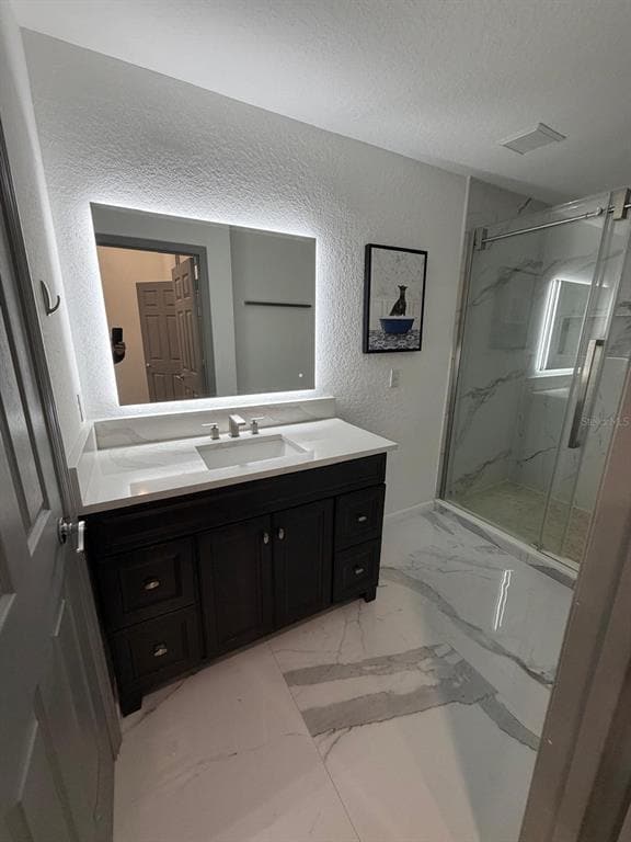 Building Photo - 2865 Polana St