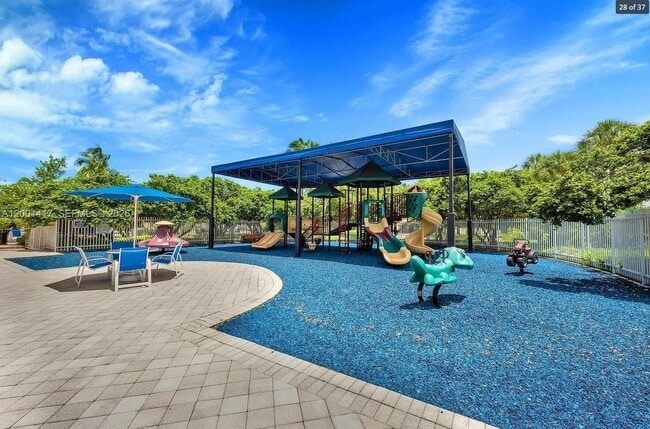 Building Photo - 781 NW 170th Terrace