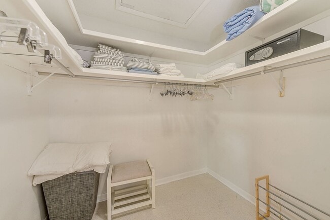 Building Photo - $500 Move-In Special – Limited Time!