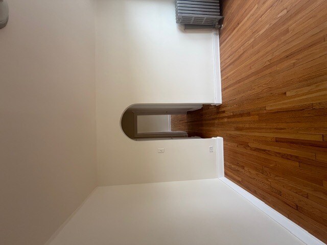 Building Photo - 1729 W 91st St