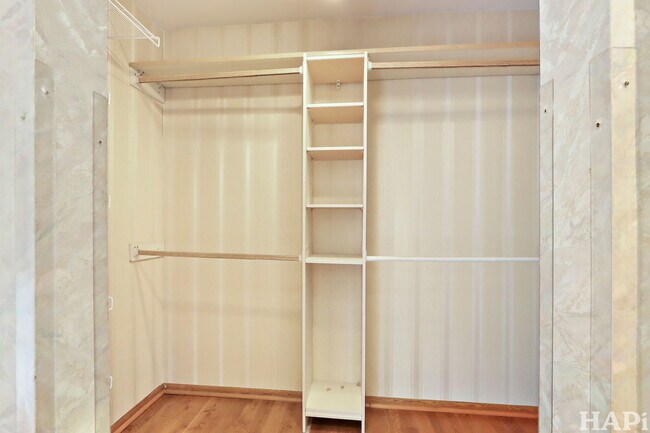 Building Photo - 58 Watergate Dr