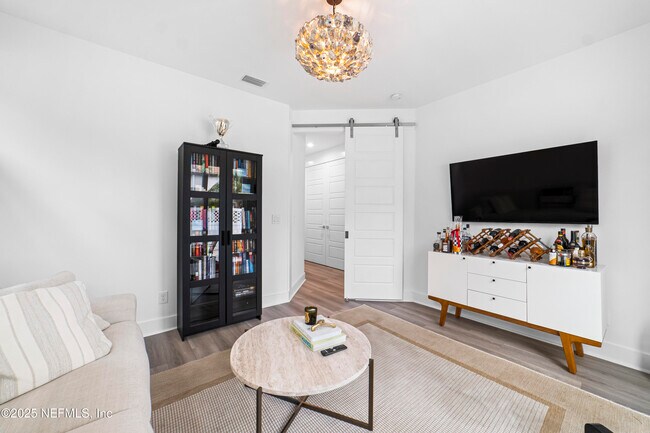 Building Photo - 2107 Gordon Ave