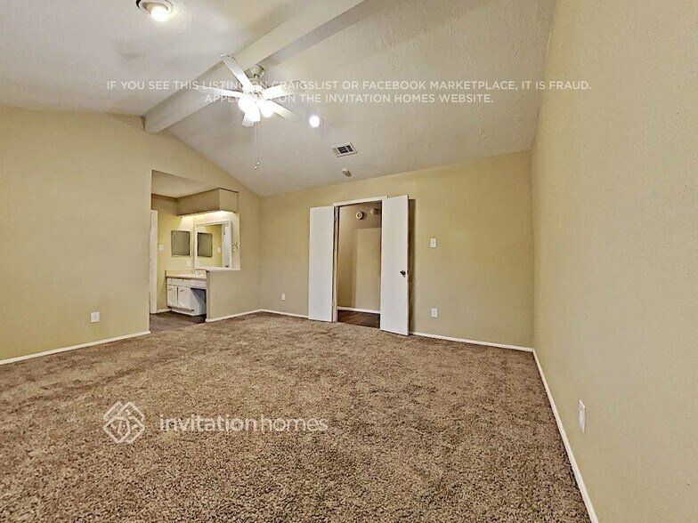 Building Photo - 6530 Bridgegate Dr