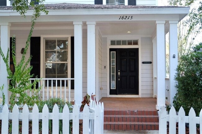 Building Photo - 16215 Bridgecrossing Dr