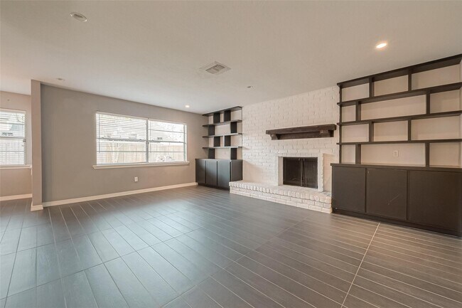 Building Photo - 11406 High Star Dr