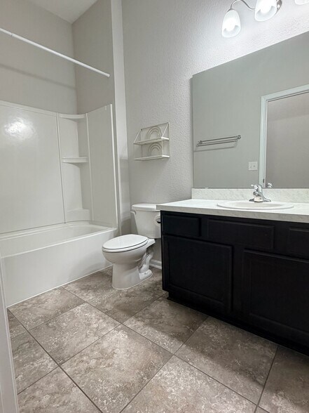 2nd Bath - 200 Larkin Place