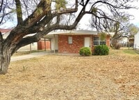 Building Photo - COMING SOON - Cozy 3 Bedroom Home For Lease!