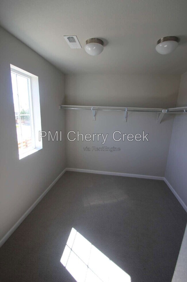 Building Photo - 3488 Swabuck Pl